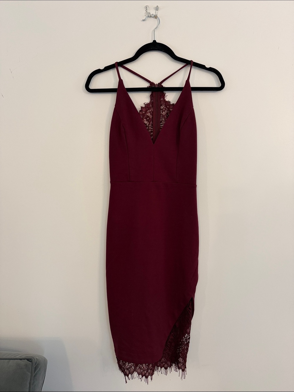 Astr Lace-Back Midi Dress - Burgundy